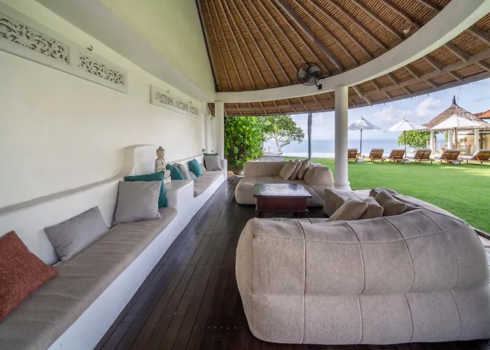 Nirvana Biru Bingin Villa *