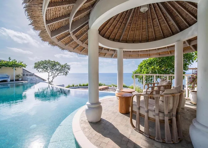 Nirvana Biru Bingin Villa